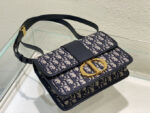 Christian-Dior-30-MONTAIGNE-BAG.png