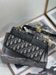 DIOR-30-MONTAIGNE-CHAIN-BAG-2.png