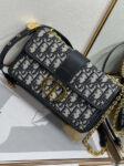 DIOR-30-MONTAIGNE-CHAIN-BAG-2.png