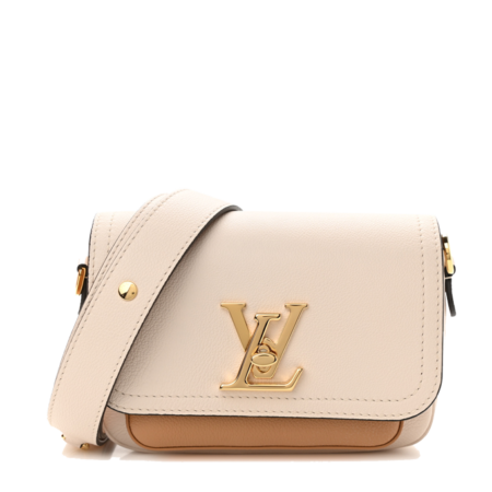 Louis-Vuitton-LOCKME-TENDER-.png